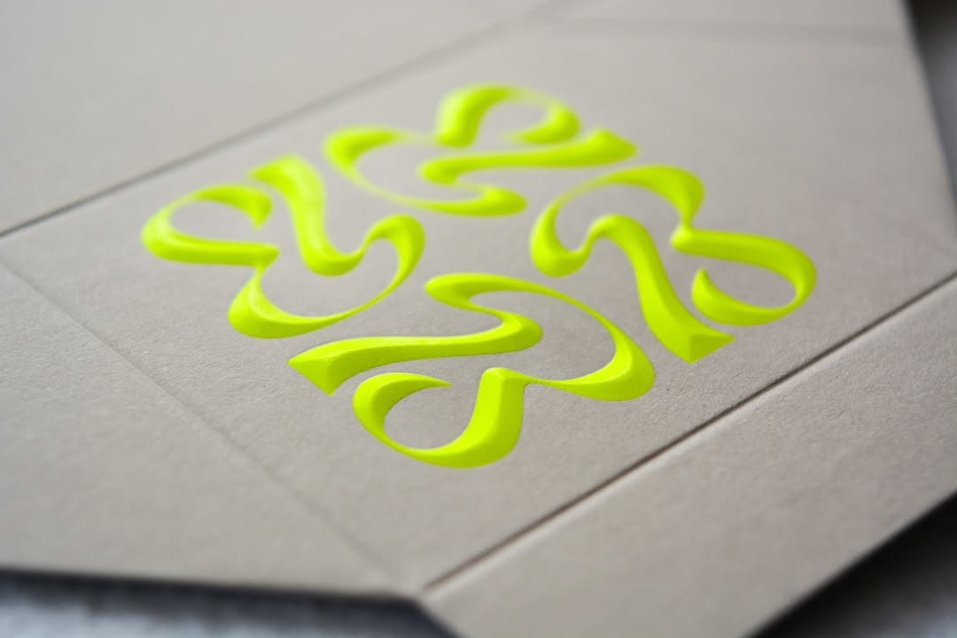 Fluorescent Foil: The Finishing Touch for Creativity